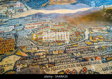 Jordanie, dans la ville de Madaba, la célèbre carte de Jérusalem dans l'église byzantine primitive de St George. Sixième siècle après JC. Banque D'Images
