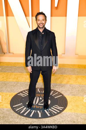 BEVERLY HILLS, CALIFORNIE - 2 MARS : Nick Kroll assiste à la Vanity Fair Oscar Party 2025 organisée par Radhika Jones au Wallis Annenberg Center for the Performing Arts le 2 mars 2025 à Beverly Hills, Californie. Crédit : Jeffrey Mayer / MediaPunch Banque D'Images
