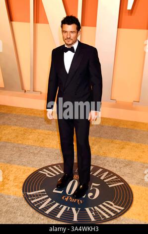 BEVERLY HILLS, CALIFORNIE - 2 MARS : Orlando Bloom assiste à la Vanity Fair Oscar Party 2025 organisée par Radhika Jones au Wallis Annenberg Center for the Performing Arts le 2 mars 2025 à Beverly Hills, Californie. Crédit : Jeffrey Mayer / MediaPunch Banque D'Images