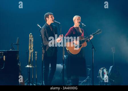 Copenhague, Danemark. 15 mars 2025. Tina Dickow et Helgi Jonsson donnent un concert à l'Opéra de Copenhague. Banque D'Images