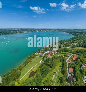 Vue plongeante de la région autour du village de Berg sur le lac Starnberg Banque D'Images