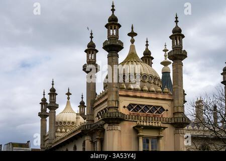 Pavillon Brighton, West Sussex, Angleterre, un jour de printemps nuageux, gros plan Banque D'Images