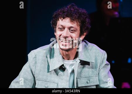 Milan, Italie. 11 mars 2025. Valentino Rossi assiste à l'enregistrement du podcast PoretCast au Teatro Oscar de Milan. (Photo de Alessandro Bremec/SOPA images/SIPA USA) crédit : SIPA USA/Alamy Live News Banque D'Images