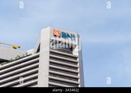 Jakarta, Indonésie - 26 janvier 2025 : le siège de la Banque Negara Indonesia (BNI) à Jakarta. Banque D'Images