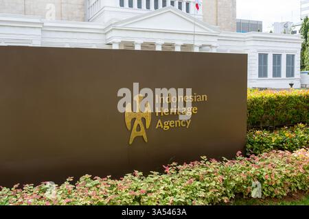 L'enseigne et le logo de la Société du patrimoine indonésien sont visibles au Museum Nasional Indonesia (Musée national d'Indonésie) à Jakarta, en Indonésie. Banque D'Images