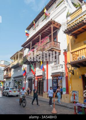 Beau bâtiment colonial dans la ville fortifiée de Carthagène, Colombie Banque D'Images