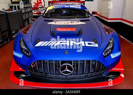 Mugello, Italie. 23 mars 2025. GT3 93 Mercedes-AMG GT3 EVO Red Ant Racing bel Ayrton Redant, Yannick Redant, Kobe de Breucker, Kenneth Heyer pendant Michelin 12H Mugello 2025, course d'endurance à Mugello, Italie, 22 mars 2025 crédit : Agence photo indépendante/Alamy Live News Banque D'Images