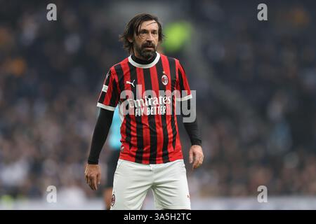 North London, Royaume-Uni. 23 mars 2025. North London, Angleterre, 23 mars 2025 : Andrea Pirlo de l'AC Milan Glorie pendant le match amical entre Tottenham Hotspur Legends et AC Milan Glorie au Tottenham Hotspur Stadium dans le nord de Londres, en Angleterre. (Alexander Canillas/SPP) crédit : SPP Sport Press photo. /Alamy Live News Banque D'Images