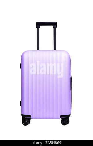 Valise violette avec roues et poignée, bagages élégants pour les voyages, les vacances et les voyages d'affaires. Conception moderne des bagages, voyage à l'aéroport et tourisme Banque D'Images