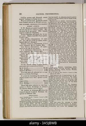 Cet ouvrage documente les activités du conseil municipal de Paul d'avril 1871 à avril 1872, y compris les ordonnances, pétitions, débours, licences, et les rapports du procureur et contrôleur de la ville. Banque D'Images