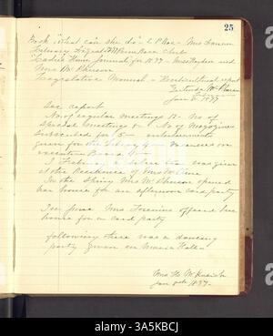 Le livre d'archives de la Stillwater Library Association contient les procès-verbaux des réunions, les détails de la collection de la bibliothèque, le financement, les pratiques de prêt et les opérations quotidiennes. Il comprend une liste des membres de l'association et documente la transition ordonnée des documents et des collections à la Bibliothèque publique de Stillwater. Banque D'Images