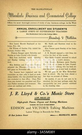 Le Mankatonian, volume 18, numéro 3, présente divers aspects de la vie étudiante à l'Université d'État du Minnesota, Mankato, des articles académiques aux événements sociaux. Il comprend des résumés des activités scolaires, de la poésie et des publicités. Banque D'Images