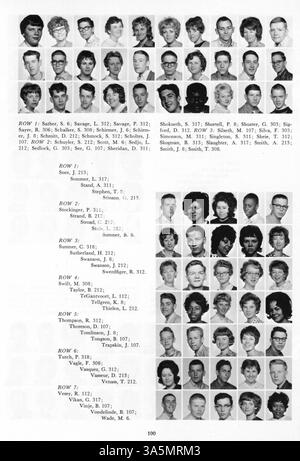 L'édition 1963 de l'annuaire Tiger de South High School capture les moments clés de l'année scolaire 1962-1963, documentant les portraits d'étudiants, les faits saillants sportifs, les événements du club et le rôle des étudiants afro-américains dans la vie scolaire. Banque D'Images