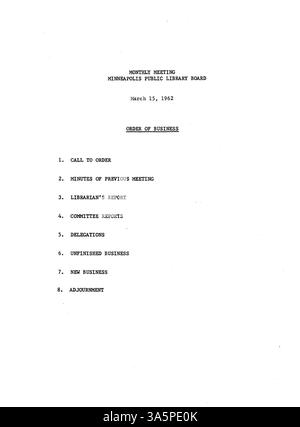 Procès-verbal du conseil d’administration de la Bibliothèque publique de Minneapolis de 1962, documentant les opérations et les processus décisionnels de la bibliothèque. Banque D'Images