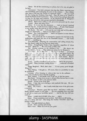 Cette édition 1941 de l’annuaire de Margaret’s Academy, Dayesye, met en lumière les événements scolaires, les performances athlétiques, les jalons académiques, et clubs de l'année académique 1940-1941. Banque D'Images