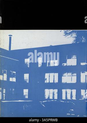 L'annuaire Wagistanian 1974 de Southwest High School enregistre les activités des étudiants, les événements sportifs et les étapes académiques, en mettant l'accent sur l'histoire afro-américaine au cours de l'année scolaire 1973-1974. Banque D'Images
