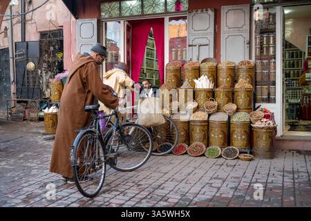 Afrika, Marokko, Marrakesch, im Souk Banque D'Images