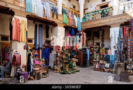 Afrika, Marokko, Marrakesch, im Souk Banque D'Images