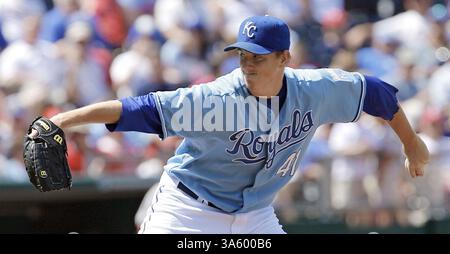 29 juin 2008 - le lanceur de secours des Royals de Kansas City Jimmy Gobble travaille en sixième manche lors de la rencontre contre les Cardinals Louis. Les Cardinals battent les Royals, 9-6, au Kauffman Stadium de Kansas City, Missouri, le dimanche 29 juin 2008. (John Sleezer/Kansas City Star/MCT) (image crédit : © John Sleezer/MCT/ZUMAPRESS.com) Banque D'Images