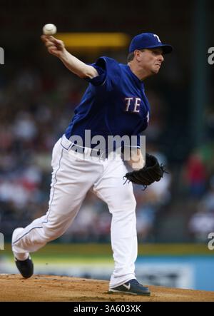 2 août 2008 - Scott Feldman, lanceur des Texas Rangers, lance la première manche contre les Blue Jays de Toronto au Rangers Ballpark à Arlington, Texas, le samedi 2 août 2008. (Ralph Lauer/Fort Worth Star-Telegram/MCT) (crédit image : © Ralph Lauer/MCT/ZUMAPRESS.com) Banque D'Images