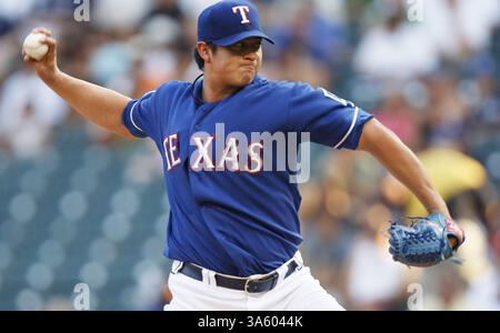 3 août 2008 - les Texas Rangers Luis Mendoza lance en première manche contre les Blue Jays de Toronto au Rangers Ballpark à Arlington, Texas, le dimanche 3 août 2008. (Jeffery Washington/Fort Worth Star-Telegram/MCT) (image crédit : © Jeffery Washington/MCT/ZUMAPRESS.com) Banque D'Images