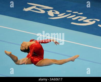 10 août 2008 - Alicia Sacramone, des États-Unis, participe aux épreuves de qualification le dimanche 10 août 2008, lors des Jeux de la XXIXe Olympiade à Beijing, en Chine. (Jeff Siner/Charlotte observer/MCT) (image de crédit : © Jeff Siner/MCT/ZUMAPRESS.com) Banque D'Images