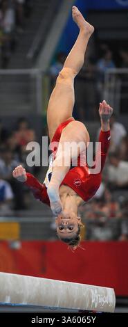 10 août 2008 - Alicia Sacramone, des États-Unis, participe aux épreuves de qualification le dimanche 10 août 2008, lors des Jeux de la XXIXe Olympiade à Beijing, en Chine. (Jeff Siner/Charlotte observer/MCT) (image de crédit : © Jeff Siner/MCT/ZUMAPRESS.com) Banque D'Images