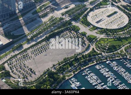 24 juin 2014 - Chicago, il, États-Unis - États-Unis - George Lucas, créateur de ''Star Wars'', a choisi Chicago pour son futur musée après s'être vu offrir une parcelle de premier choix en bord de lac qui abrite maintenant deux parkings au sud de Soldier Field. (Crédit image : © Alex Garcia/TNS/ZUMA Wire) Banque D'Images