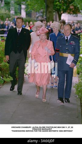 11 juillet 2000 - Londres, Grande-Bretagne - Â©RICHARD CHAMBURY ALPHA / M041396 11 07 00.PRINCESS MARGARET. 'SERVICE DE THANKSGIVING POUR le 100e ANNIVERSAIRE DE la REINE MÈRE'(image crédit : © Globe photos/ZUMAPRESS.com) Banque D'Images