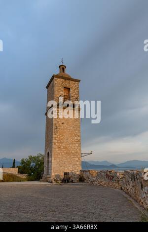 L'horloge dans la vieille ville d'Acronauplia de Nauplie, Grèce Banque D'Images