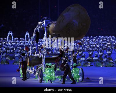 24 août 2008 - les artistes participent à la cérémonie de clôture des Jeux des Jeux de la XXIXe Olympiade à Beijing, en Chine. (Harry E. Walker/MCT) (crédit image : © Harry E. Walker/MCT/ZUMAPRESS.com) Banque D'Images