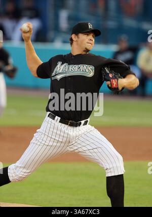 19 septembre 2008 - Josh Johnson, lanceur des Marlins de Floride, lance contre les Phillies de Philadelphie au Dolphin Stadium de Miami, Floride, le vendredi 19 septembre 2008. Les Marlins battent les Philles 14-8. (Hector Gabino/El Nuevo Herald/MCT) (image crédit : © Hector Gabino/MCT/ZUMAPRESS.com) Banque D'Images