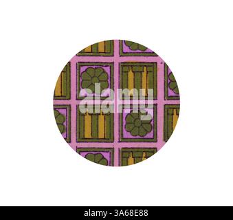 Un design circulaire vibrant avec un motif répété de rectangles et de motifs floraux, mis en évidence par un mélange de couleurs violet, vert et or. Art classique avec une touche moderne réinventé par Artotop, transformé l'ornement assyrien et persan Banque D'Images
