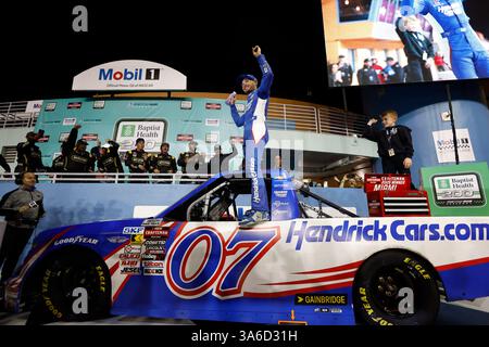 Homestead, FL, États-Unis. 21 mars 2025. KYLE LARSON (07) de Elk Grove, CA remporte le Baptist Health 200 à Homestead, FL. (Crédit image : © Walter G. Arce Sr./ASP via ZUMA Press Wire) USAGE ÉDITORIAL SEULEMENT ! Non destiné à UN USAGE commercial ! Banque D'Images