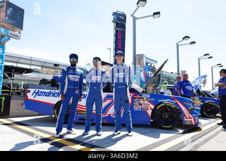 Homestead, FL, États-Unis. 21 mars 2025. KYLE LARSON (07) de Elk Grove, CA se prépare à se qualifier pour le Baptist Health 200 à Homestead, FL. (Crédit image : © Walter G. Arce Sr./ASP via ZUMA Press Wire) USAGE ÉDITORIAL SEULEMENT ! Non destiné à UN USAGE commercial ! Banque D'Images