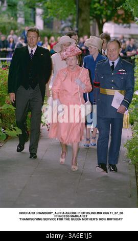 11 juillet 2000 - Londres, Grande-Bretagne - Â©RICHARD CHAMBURY ALPHA / M041396 11 07 00.PRINCESS MARGARET. 'SERVICE DE THANKSGIVING POUR le 100e ANNIVERSAIRE DE la REINE MÈRE'(image crédit : © Globe photos/ZUMAPRESS.com) Banque D'Images