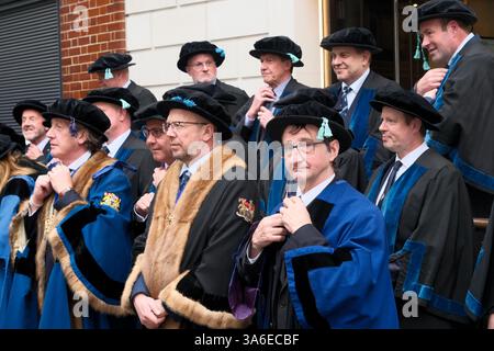 Ville de Londres, Royaume-Uni. 25 mars 2025, la cérémonie de la tête de sanglier où la Worshipful Company of bouchers paie le Lord Mayor avec une tête de sanglier à Mansion House. Credit : Matthew Chattle/Alamy Live News Banque D'Images