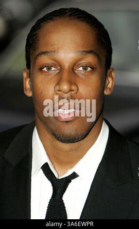 20 novembre 2006 - Le Dorchester Hotel, LONDRES, ANGLETERRE - LEMAR.chanteur..ARRIVE POUR LE PLUS PRÈS DE 2006 jeunes héros AWARDS AT THE DORCHESTER HOTEL ON PARK LANE À LONDRES 11-20-2006.. TIM MATTHEWS - 2006-.... ...K50812(Image Crédit : © Globe Photos/ZUMAPRESS.com) Banque D'Images