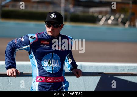 21 mars 2025-Homestead, FL : LUKE FENHAUS (66) se prépare à se qualifier pour le Baptist Health 200 à Homestead, FL. Banque D'Images