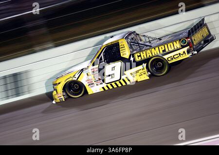 21 mars 2025-Homestead, FL : GRANT ENFINGER (9) batailles pour la position pendant la Baptist Health 200 à Homestead, FL. Banque D'Images
