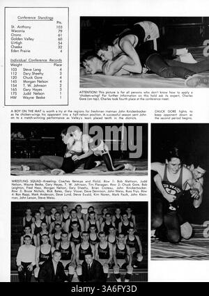 L'annuaire 'Viking 1963' présente les étudiants, les professeurs, les équipes sportives, les clubs et les événements scolaires de Golden Valley High School au cours de l'année académique 1962-1963. Banque D'Images