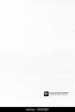 L'annuaire Viking 1969 de Golden Valley High saisit l'année académique 1968-1969 en mettant l'accent sur la vie étudiante, l'athlétisme, les clubs et les événements importants. Banque D'Images