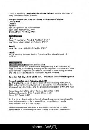 Ce bulletin officiel hebdomadaire de la bibliothèque publique de Minneapolis pour 2007 est une ressource pour le personnel de la bibliothèque, fournissant des mises à jour sur les événements, les programmes et les communications internes pour les employés de la bibliothèque publique de Minneapolis. Banque D'Images
