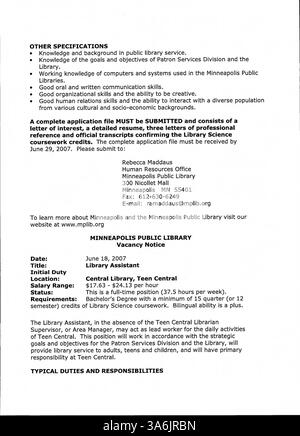 L'édition 2007 du bulletin officiel de la bibliothèque publique de Minneapolis offre une mise à jour complète pour le personnel de la bibliothèque du comté de Hennepin sur les événements, les politiques et les nouvelles opérationnelles de la bibliothèque. Banque D'Images