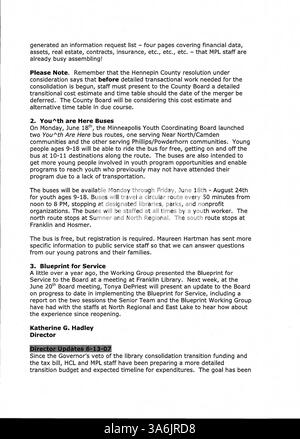 Le Bulletin officiel de 2007 de la bibliothèque publique de Minneapolis fournit aux employés de la bibliothèque du comté de Hennepin des mises à jour régulières sur les services de bibliothèque, les politiques et les nouvelles. Banque D'Images
