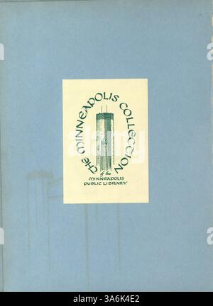 L’édition 1946 du Northrop Collegiate Yearbook, Tatler, saisit les moments clés et les jalons de l’année scolaire 1945-1946, mettant en vedette les étudiants, les professeurs, l’athlétisme et divers événements scolaires. Banque D'Images