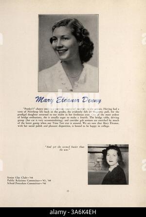 L’édition 1946 du Northrop Collegiate Yearbook, Tatler, met en lumière les moments clés de l’année scolaire 1945-1946 et documente la vie étudiante, les enseignants, l’athlétisme et divers clubs et activités scolaires. Banque D'Images