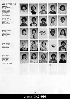 Cet annuaire de 1986 présente les élèves, les enseignants et les événements qui ont défini l'année scolaire 1985-1986 à Fulton Elementary, capturant des moments de la vie étudiante et des réalisations scolaires. Banque D'Images