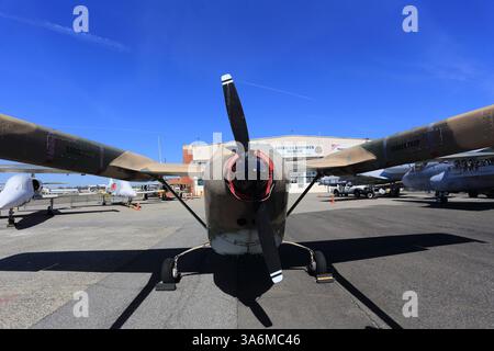 Cessna O-2B Skymaster, American Airpower Museum, Republic Airport, Farmingdale, long Island, NY Banque D'Images