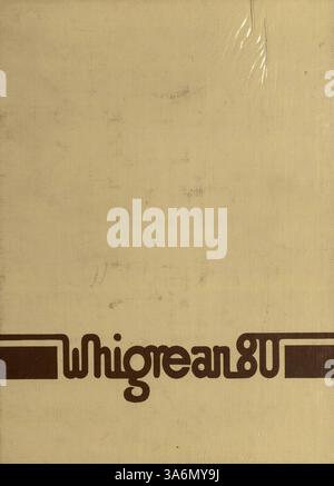 L'annuaire 1980 d'Edina East High, intitulé Whigrean 80, documente les étudiants, les enseignants, les clubs, athlétisme, et événements de l'année scolaire 1979-1980. Il capture une année significative dans l'histoire de l'école. Banque D'Images